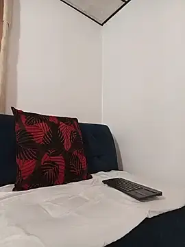 IsisBlake  live sex cam