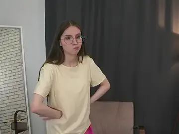 LoveEvinger  live sex cam