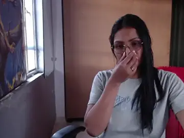 Leah-666  live sex cam