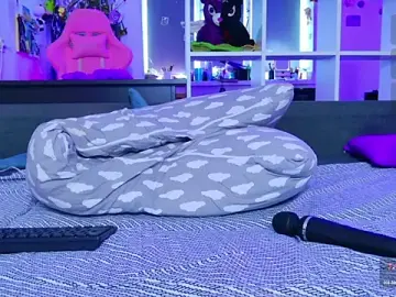 Annaroxann  live sex cam
