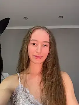Eisastaar  live sex cam