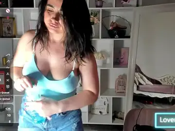 EmaBrownie  live sex cam