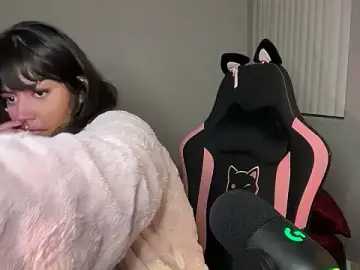 IslandBarbie  live sex cam