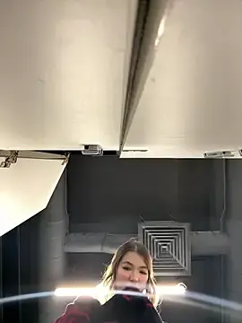 Star_Mia  live sex cam