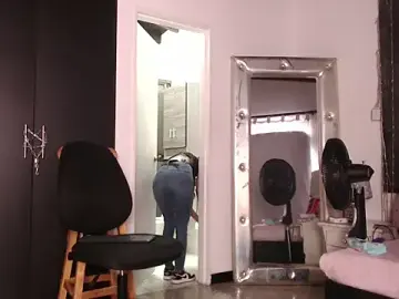 Mailyn_gold  live sex cam