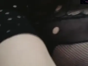 Beauty-And-The-Fist  live sex cam