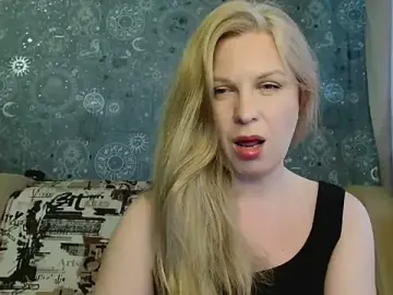 BlondeFox  live sex cam