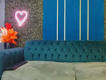 FrenzyKup  live sex cam