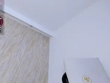 Ali_lenns  live sex cam