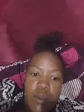 Goody33shodyyy  live sex cam