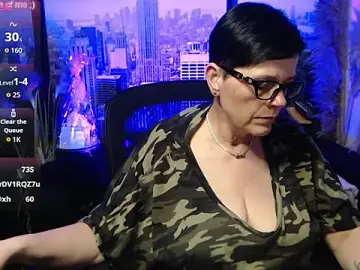 Ninarandmann  live sex cam