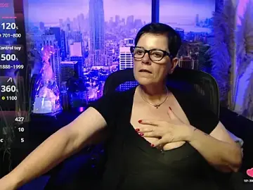 Ninarandmann  live sex cam
