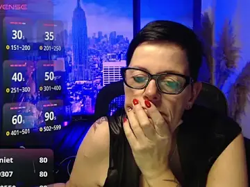 Ninarandmann  live sex cam
