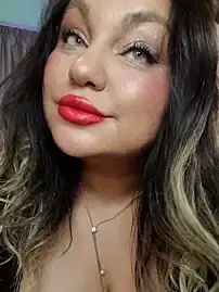 LarissaQuinn  live sex cam