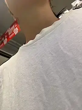 MiaTee  live sex cam