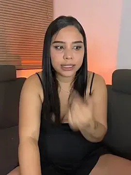 P_A_U_L_I_N_A_  live sex cam