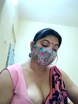 Ratna-777  live sex cam