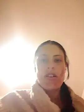 Hildaqii  live sex cam