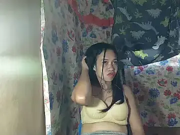 PinaySkinnyGirl  live sex cam