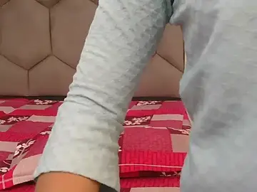 Sweet_Kavya  live sex cam