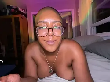 Aliayourfav  live sex cam