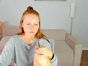Charlotte_Smitee  live sex cam