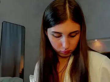 Emily_Lews  live sex cam
