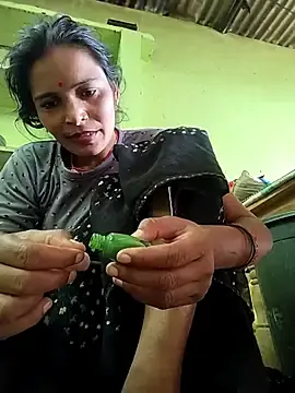 Hot_Kajal5  live sex cam