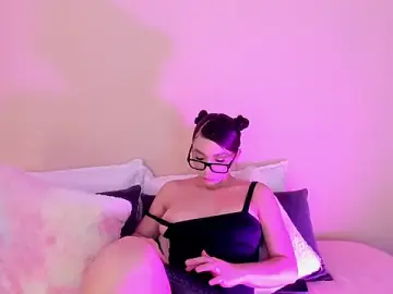 MIAA_ROBERTSS  live sex cam