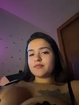 Manu_2002_  live sex cam