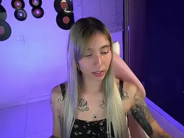 Saucy_Jenn  live sex cam