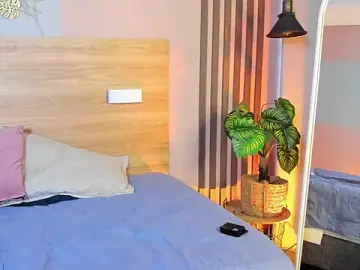 Ateneaa_lux  live sex cam