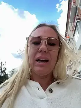 Michele_nolimi  live sex cam