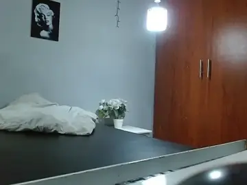 Penelope_gucci1  live sex cam