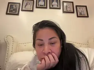 NaughtySCARLETSIN  live sex cam