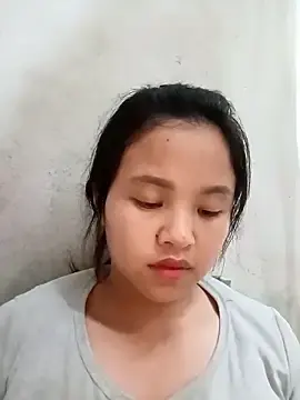 Pretty-haert  live sex cam