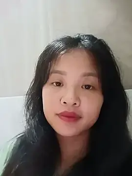 Pretty-haert  live sex cam