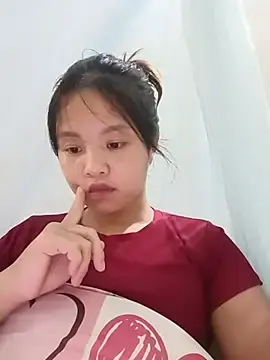 Pretty-haert  live sex cam