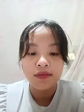 Pretty-haert  live sex cam
