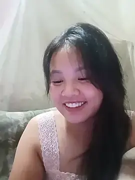 Pretty-haert  live sex cam