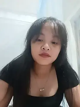 Pretty-haert  live sex cam