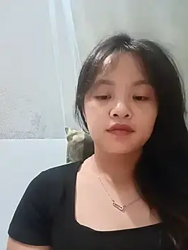 Pretty-haert  live sex cam