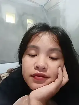Pretty-haert  live sex cam