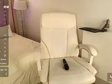 Tracy_lambo  live sex cam