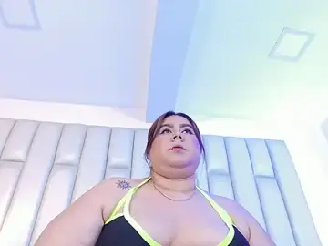 Aandreaperez  live sex cam
