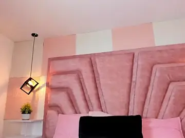 Elisa_collins  live sex cam
