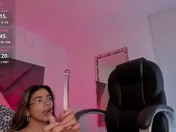 GiaFu  live sex cam
