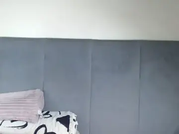 Jah-Queen  live sex cam