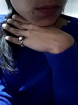 Muskan_03  live sex cam