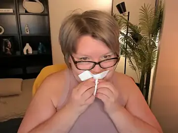 Shannonshine  live sex cam